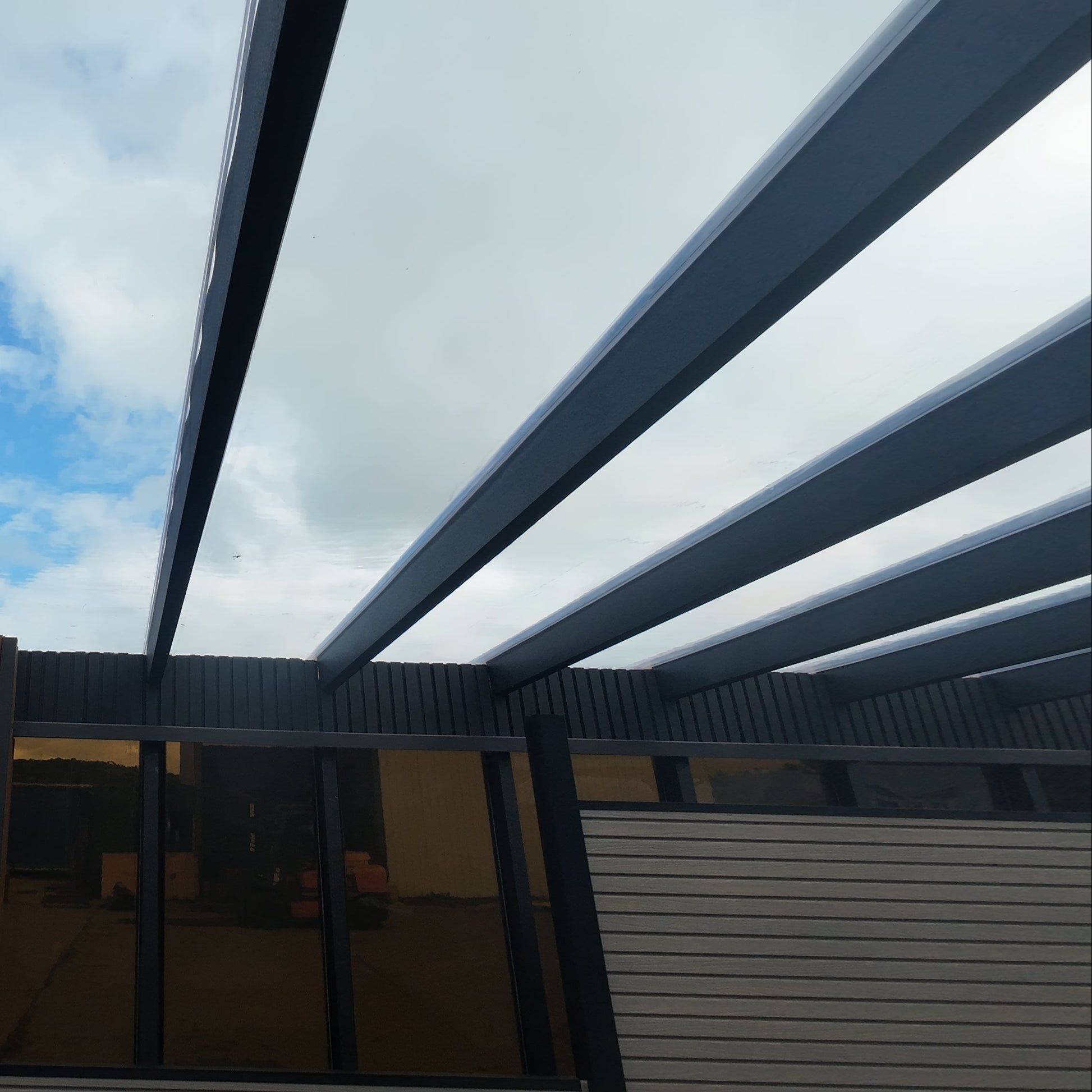 CLEAR ROOFING PATIO LEAN TOO