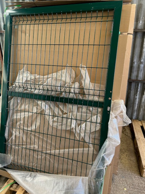 Black 8ft (2.4m) High x 4ft (1.2m) Wide Pedestrian Gate Kit Inc Posts Lock Etc.