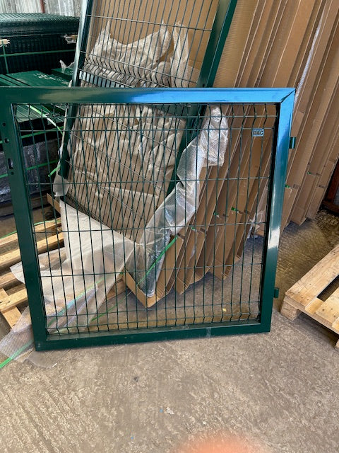 Black 8ft (2.4m) High x 4ft (1.2m) Wide Pedestrian Gate Kit Inc Posts Lock Etc.